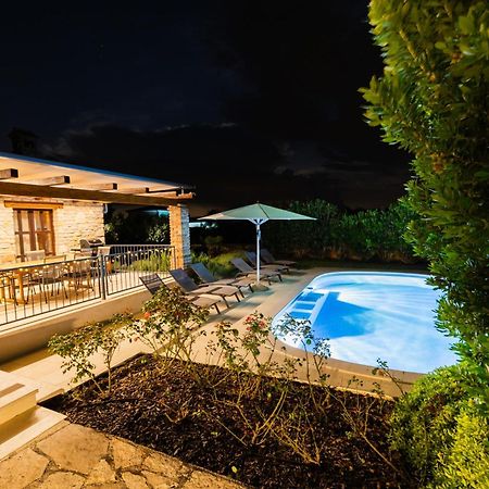 Villa Jurinea In Istrien Mit Pool Barat  Dış mekan fotoğraf
